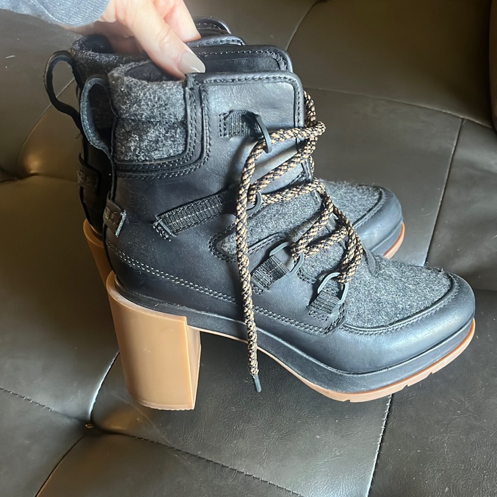 Women’s sorel boots
